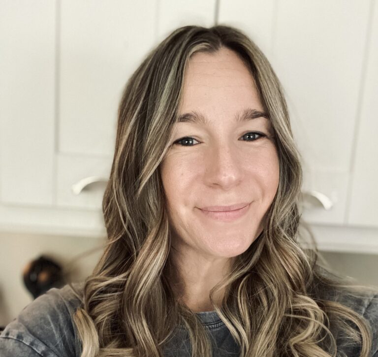 Cora Delfini 768x725