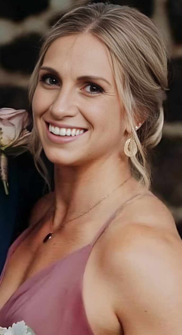 Ashley Morand 768x1413