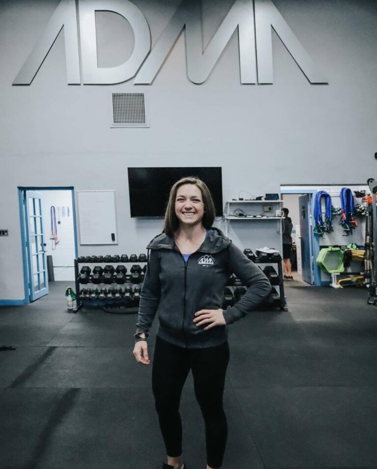 Hannah Hogan 768x956