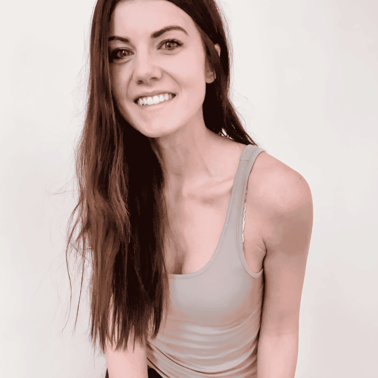 Kaitlyn Blare 768x768